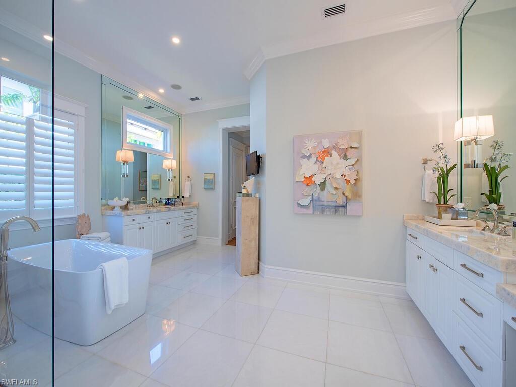 3243 Gin LN photo 32