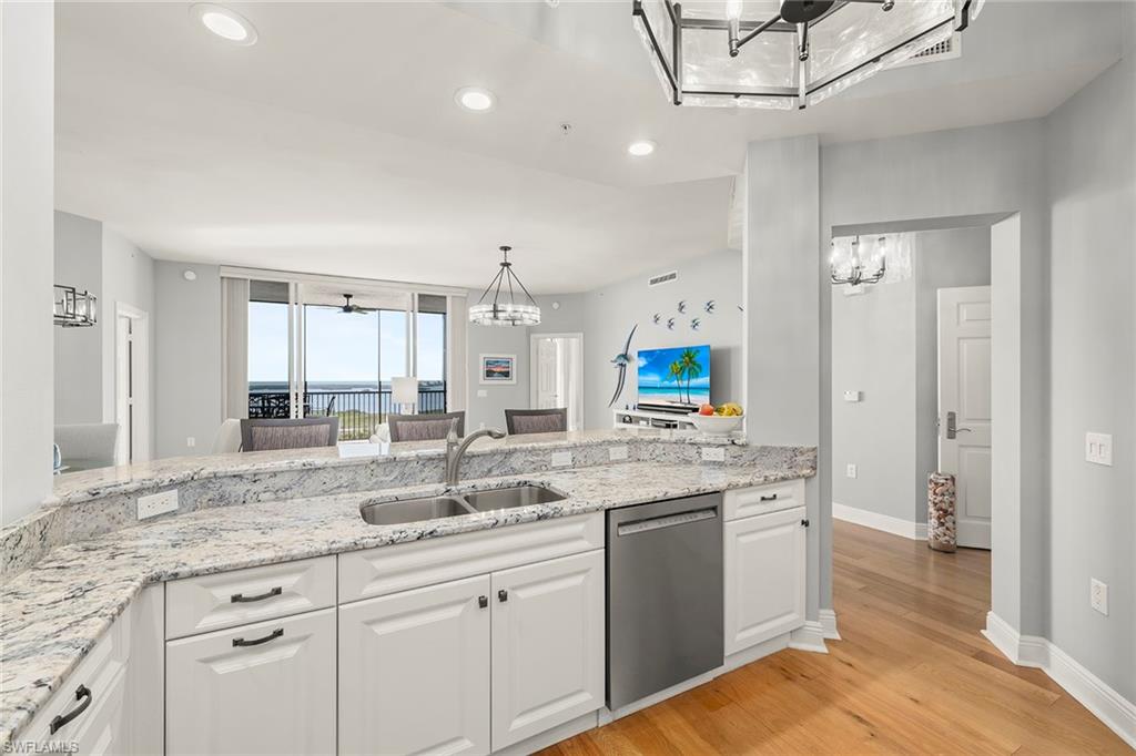 23540 Via Veneto BLVD 2204 photo 11