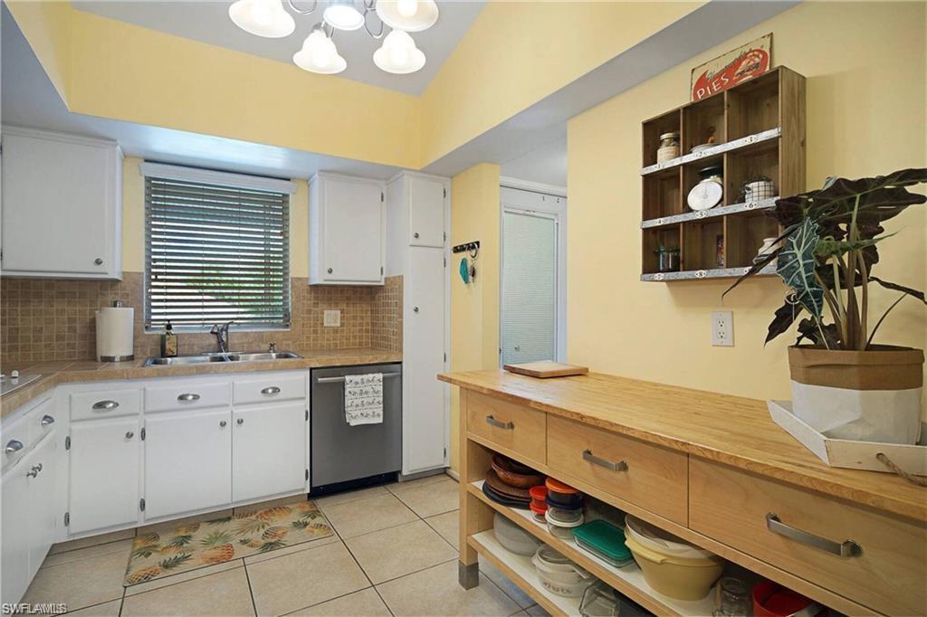 4613 SE 5th AVE 203 photo 8