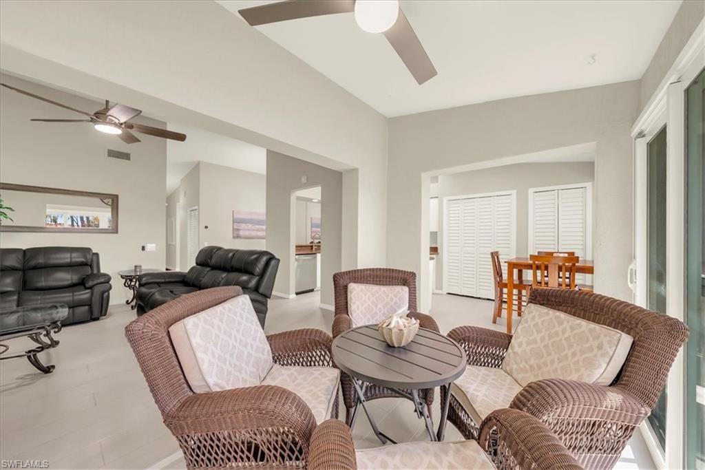 Living room with a ceiling fan