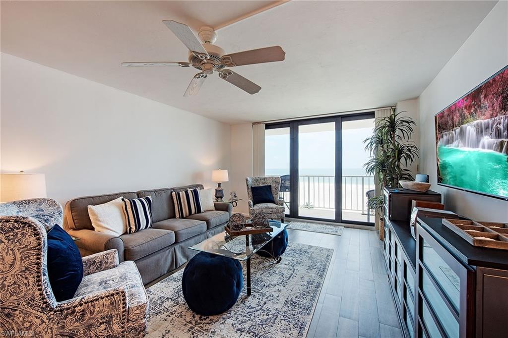 260 Seaview CT 1505