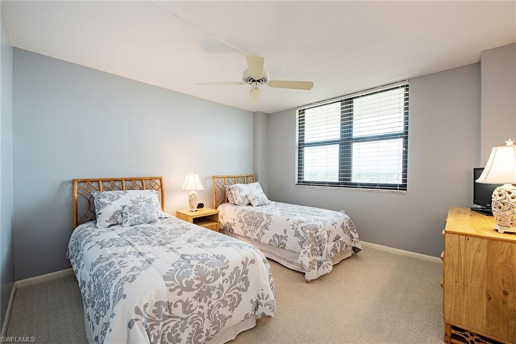 260 Seaview CT 1505 photo 9