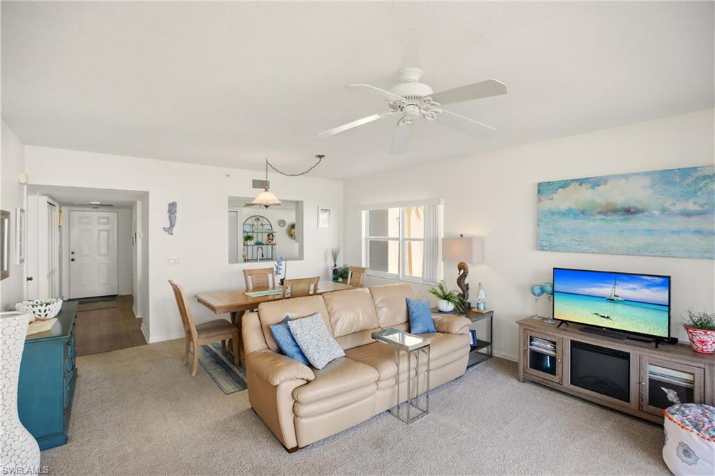 4421 Bay Beach LN 611 photo 6
