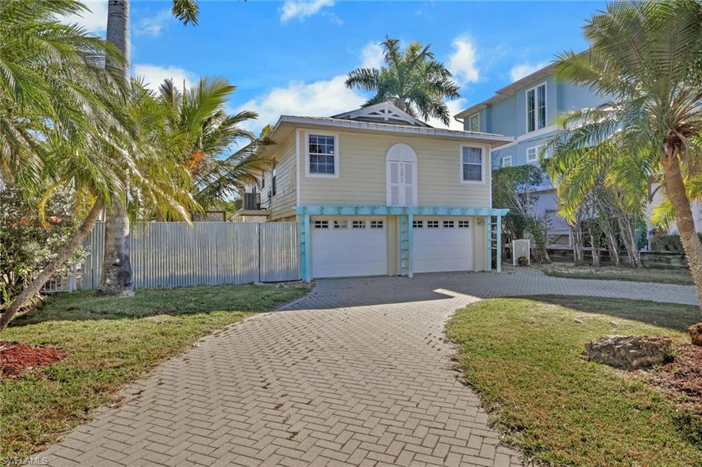 1292 Grand Canal DR