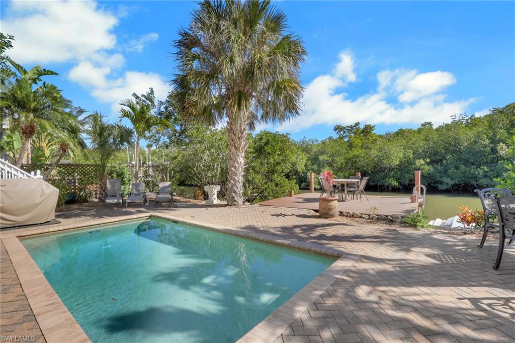 1292 Grand Canal DR photo 32