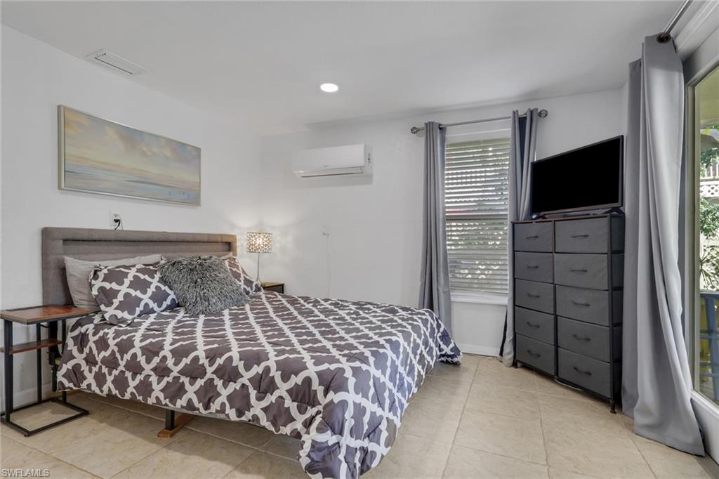 1292 Grand Canal DR photo 24