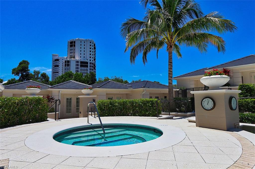 8665 Bay Colony DR 901 photo 41