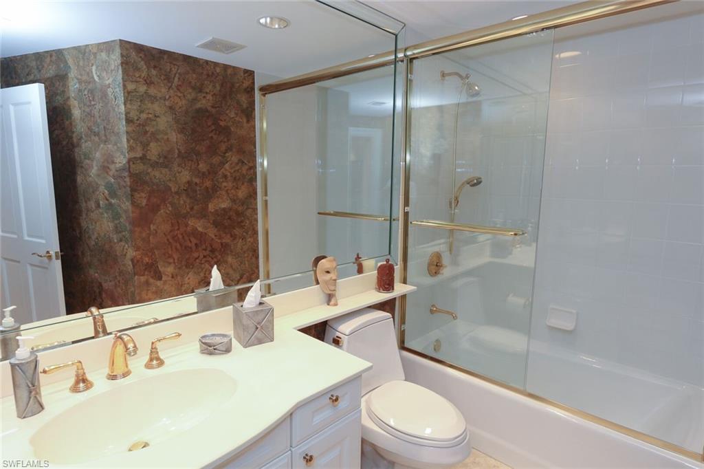 8665 Bay Colony DR 901 photo 25