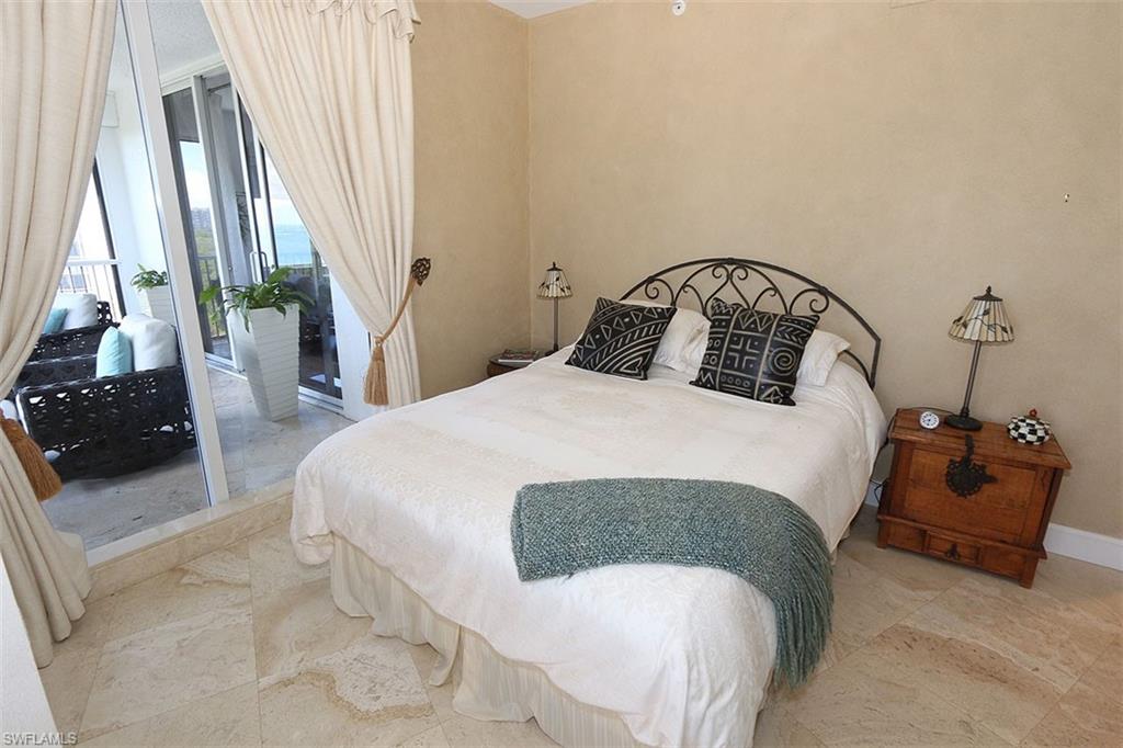 8665 Bay Colony DR 901 photo 21
