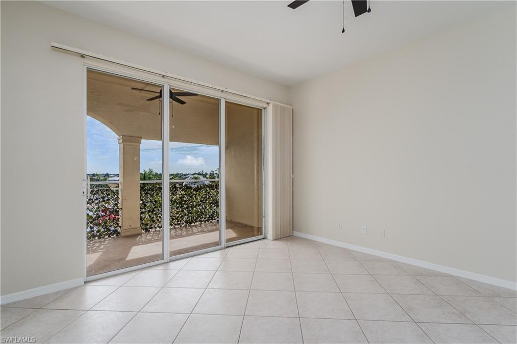 886 Park AVE 402 photo 22