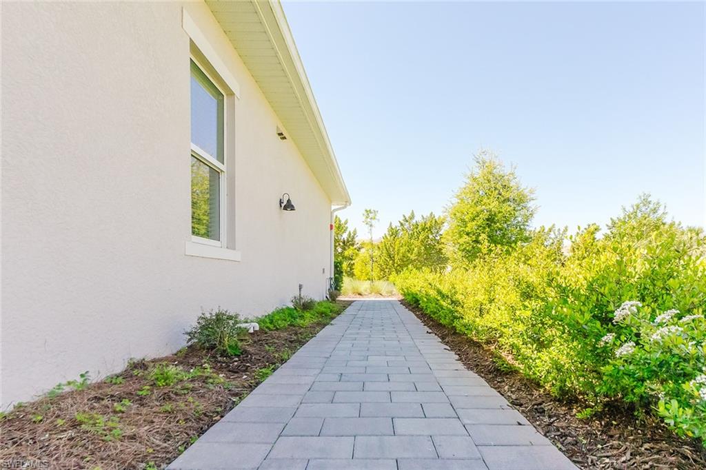 6040 Ellerston WAY 1411 photo 33