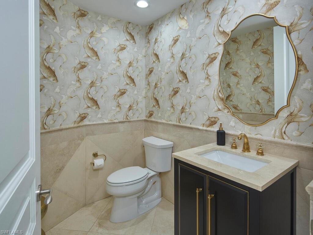 970 Cape Marco DR 1107 photo 24