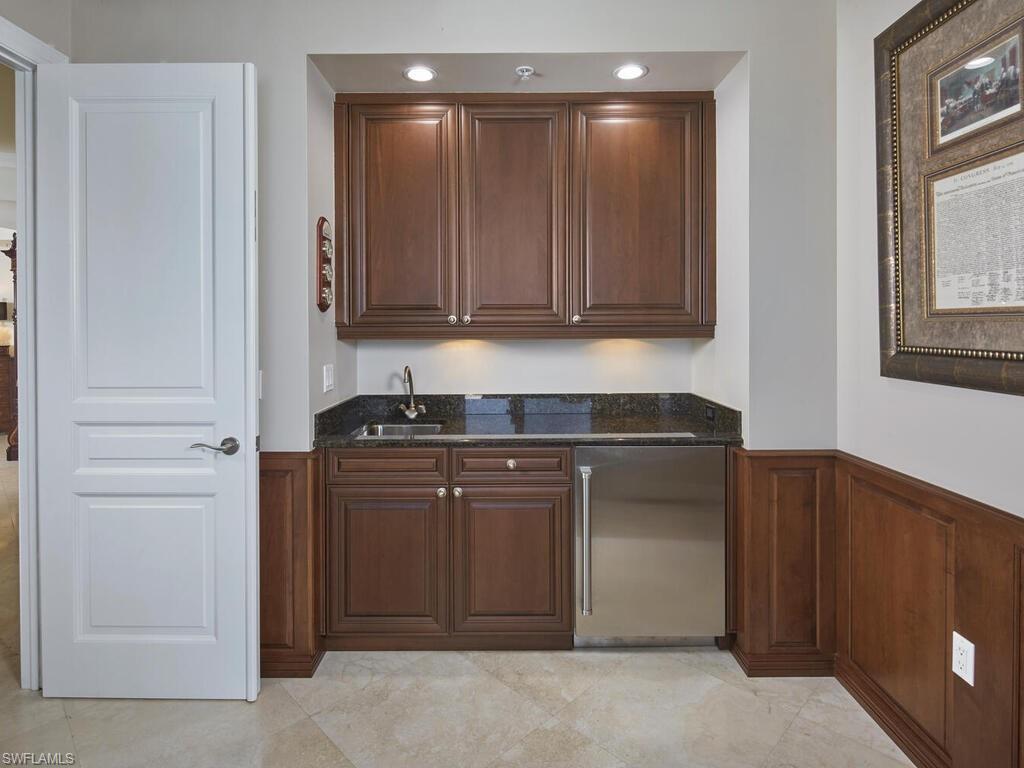 970 Cape Marco DR 1107 photo 18