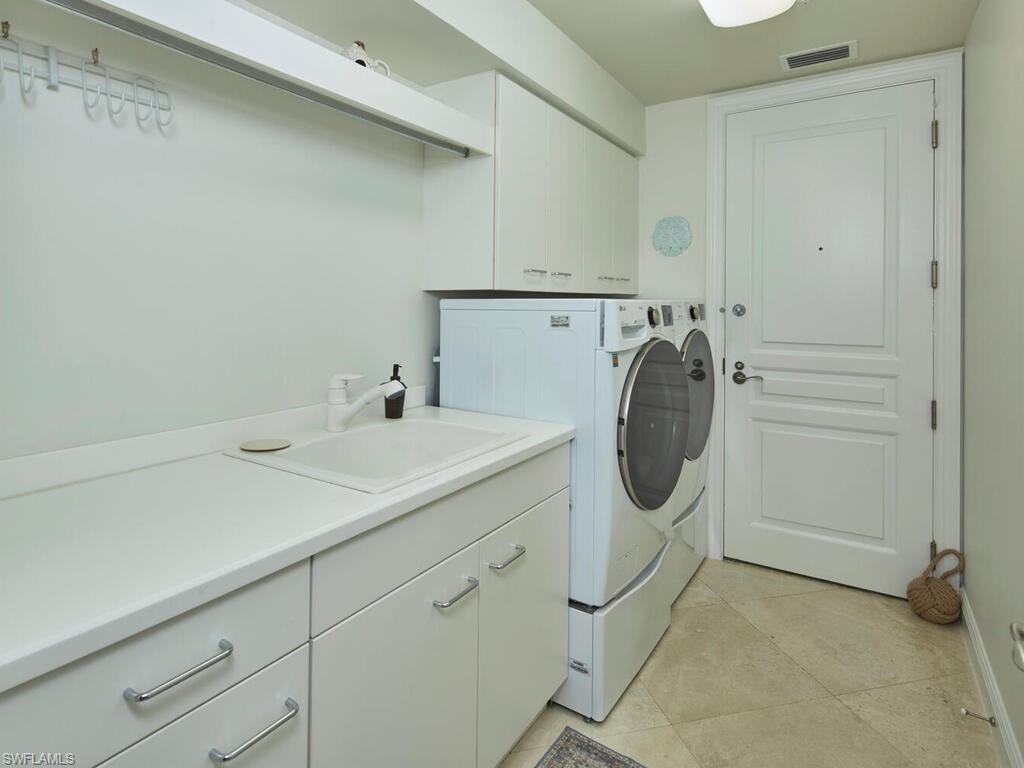 970 Cape Marco DR 1107 photo 25