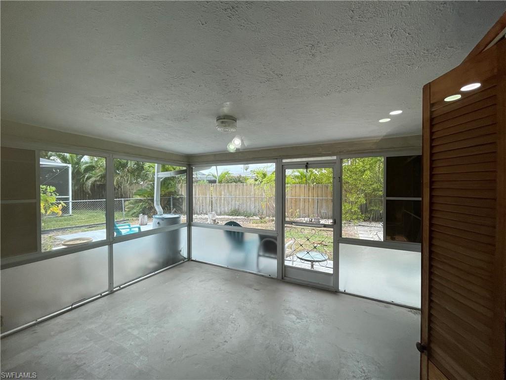 4108 SE 18th PL photo 14