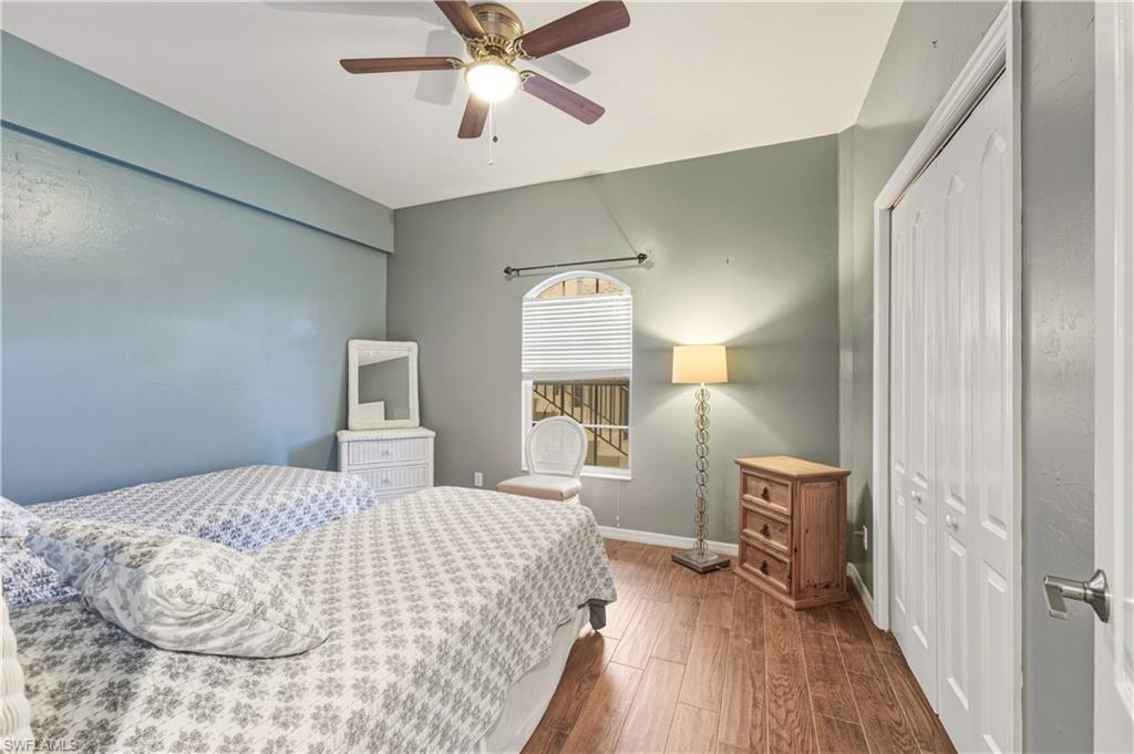 230 Newport DR 602 photo 21