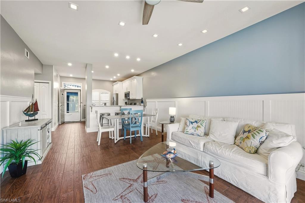 230 Newport DR 602