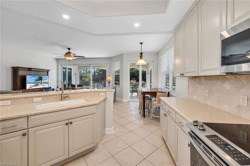 1285 Rialto WAY 102 photo 8