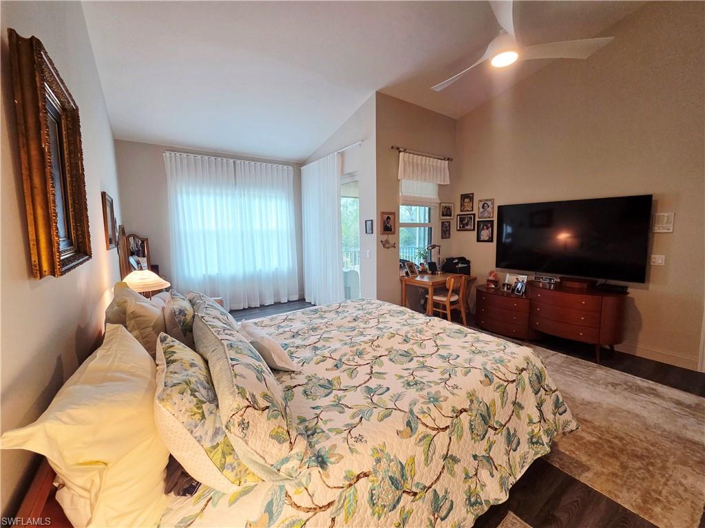 6775 Huntington Lakes CIR 202 photo 9