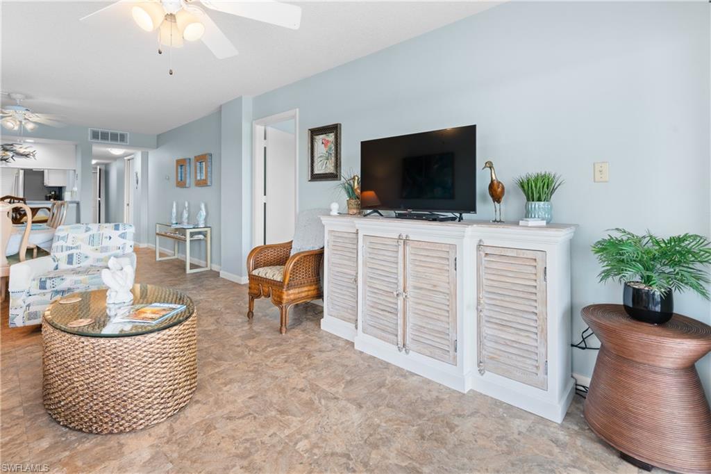 25901 Hickory BLVD 506 photo 9