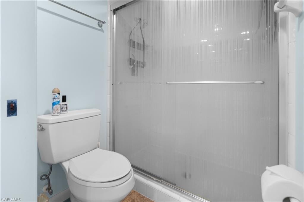 25901 Hickory BLVD 506 photo 18