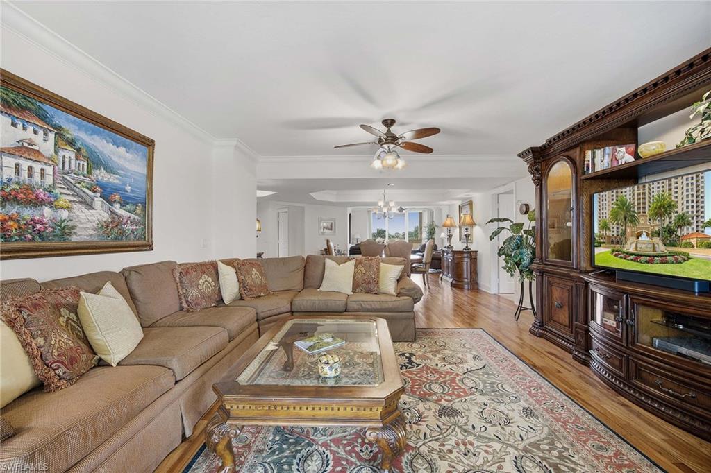 6597 Nicholas BLVD E 405 photo 10