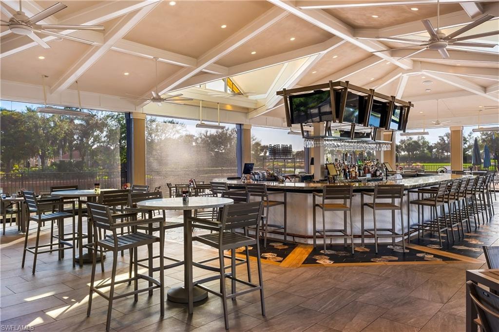 Osprey's Outdoor Bar