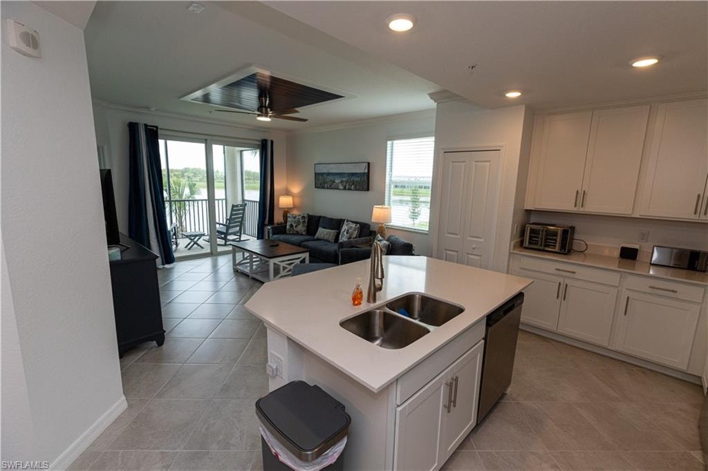 15375 GREEN ACRES AVE 2228