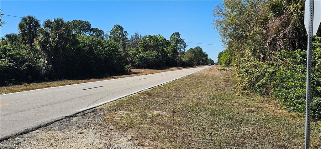Looking westbound on Sentinela Blvd.