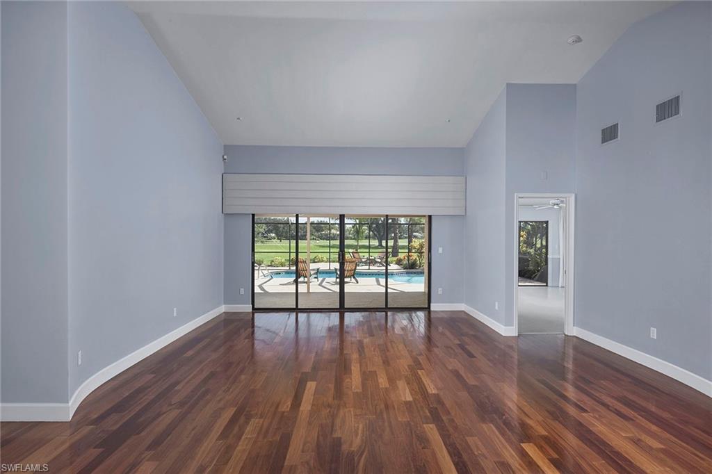208 Silverado DR