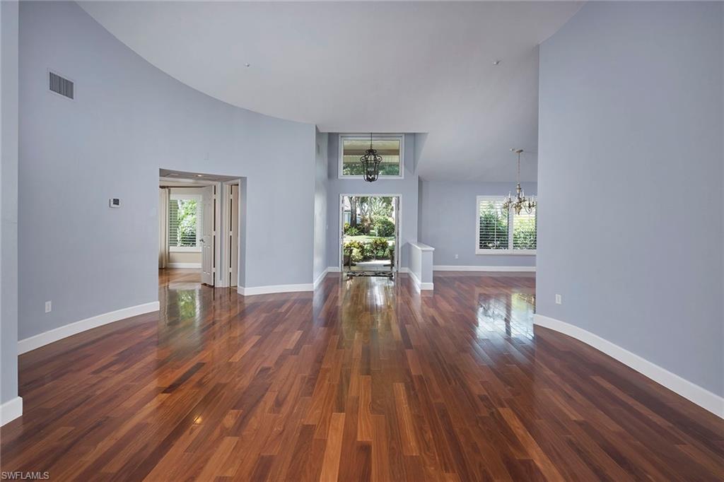 208 Silverado DR