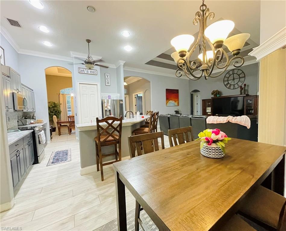 Breakfast area