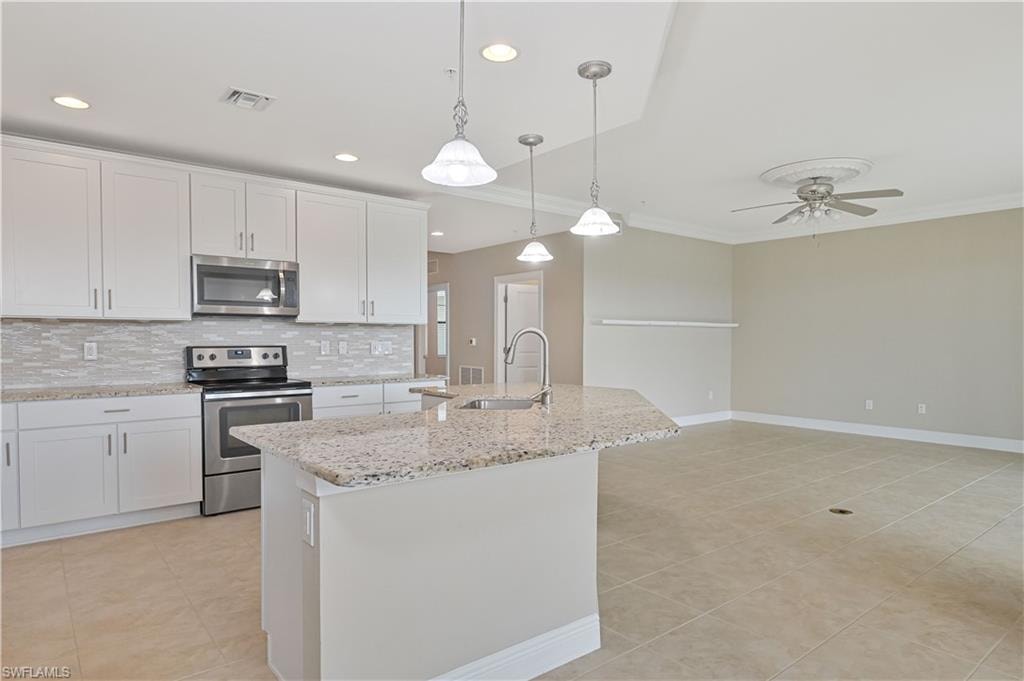 11765 Grand Belvedere WAY 102 photo 21