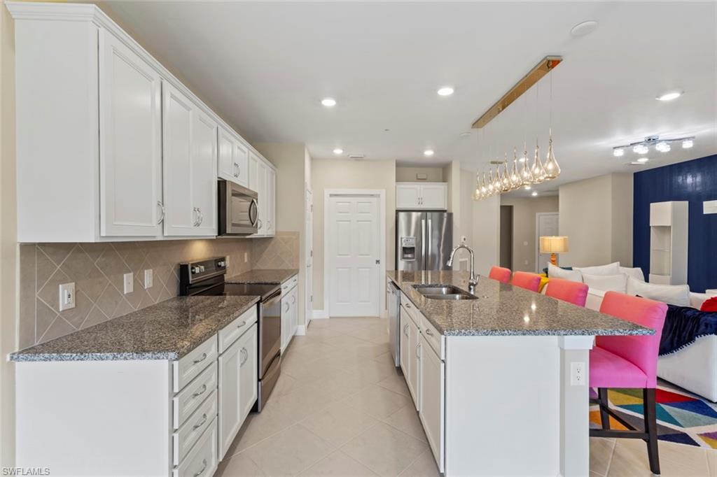 5701 Mayflower WAY 1302 photo 9