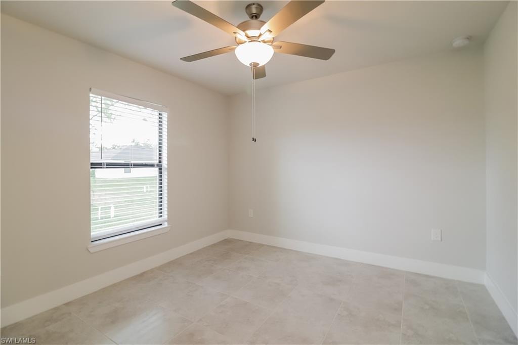 1005 Angelo AVE photo 7