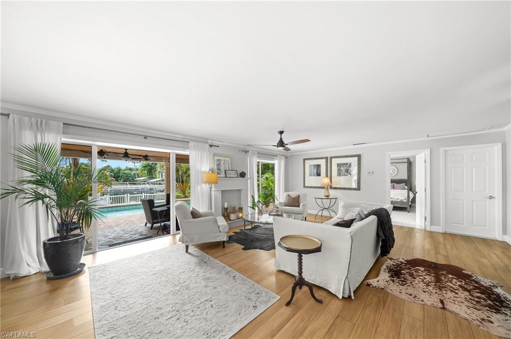 1030 Aqua LN photo 7