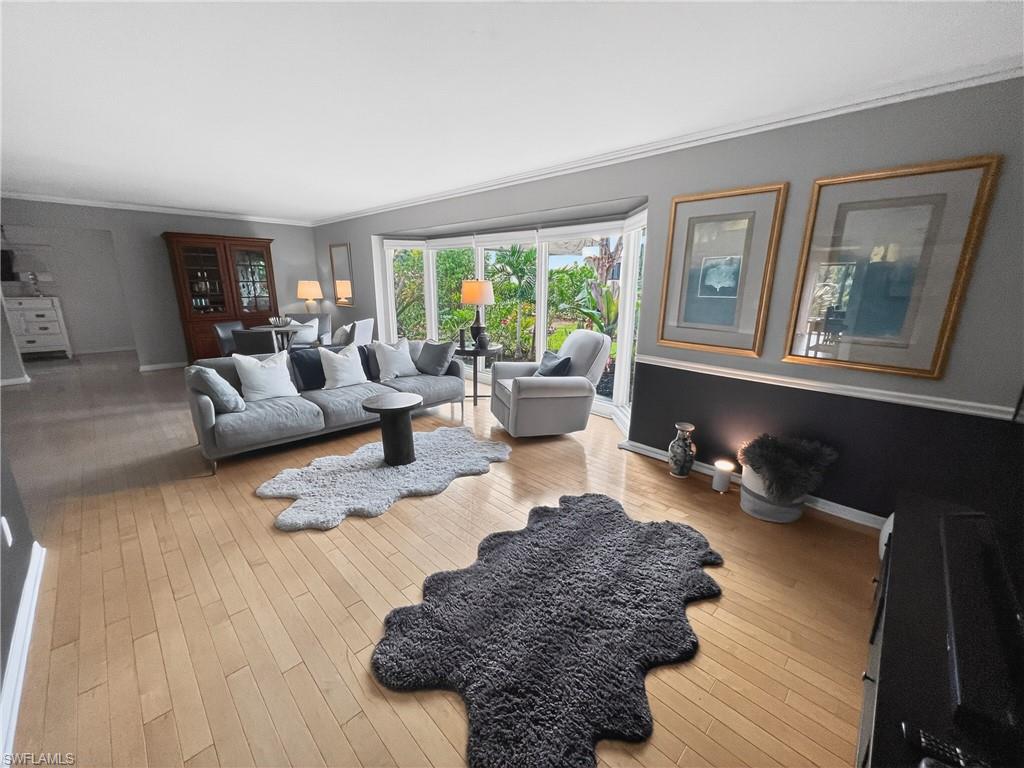 1030 Aqua LN photo 10