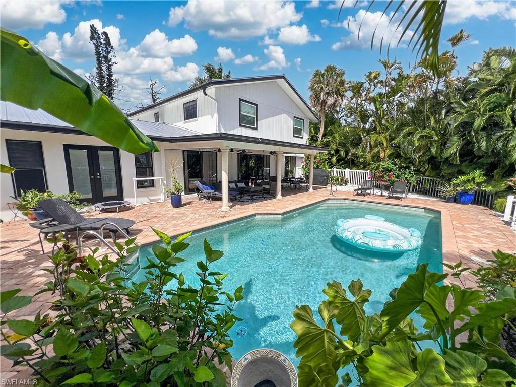 1030 Aqua LN photo 33