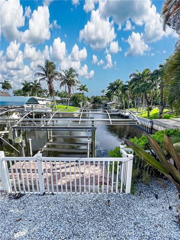 1030 Aqua LN photo 39