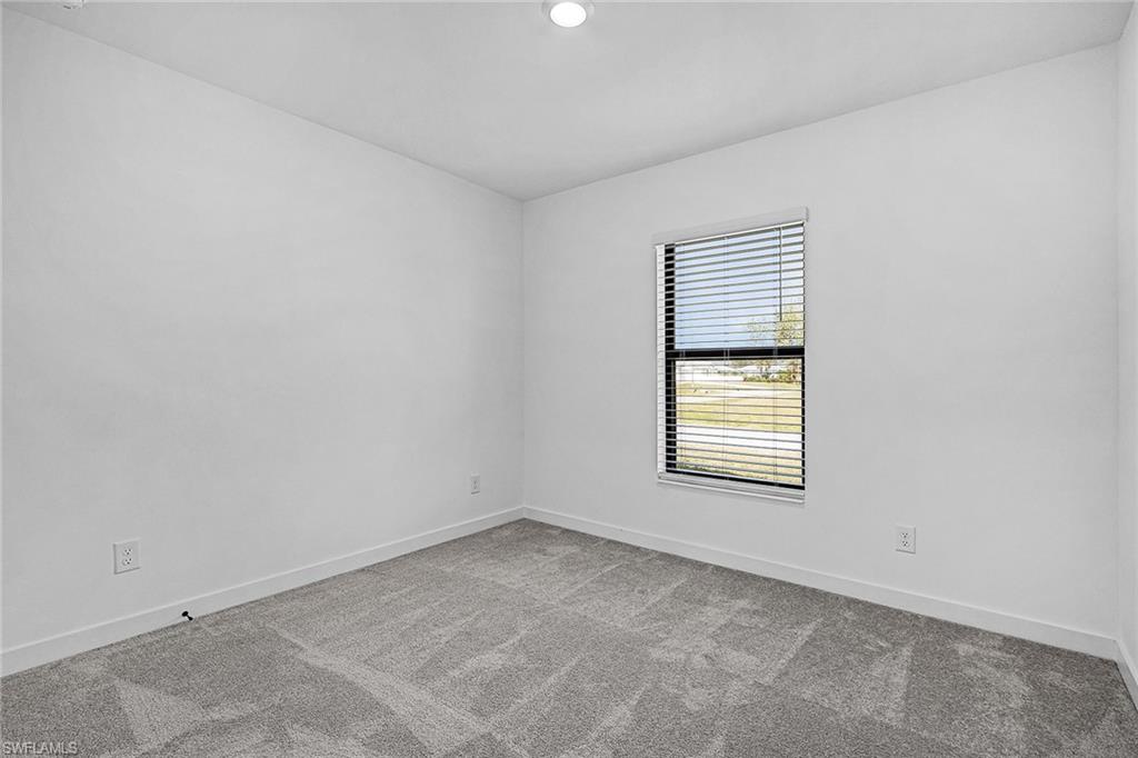 722 Kari CIR photo 16