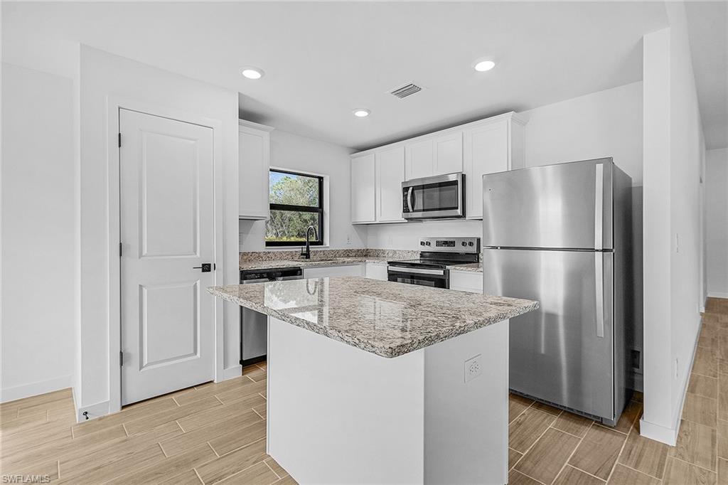 722 Kari CIR photo 7