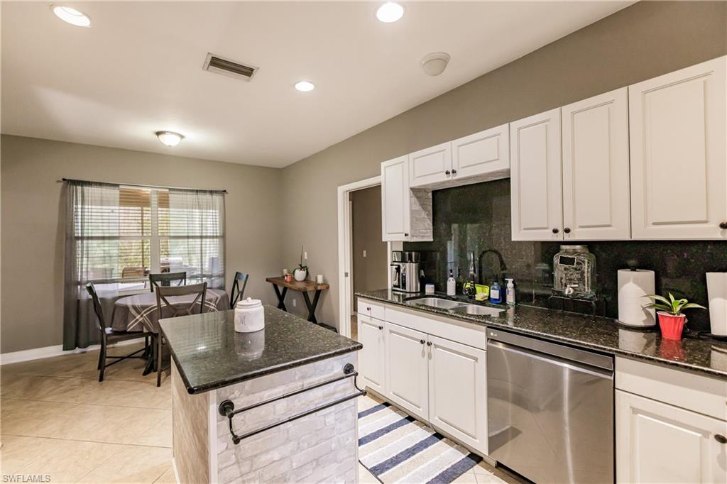 13541 Terry ST photo 17