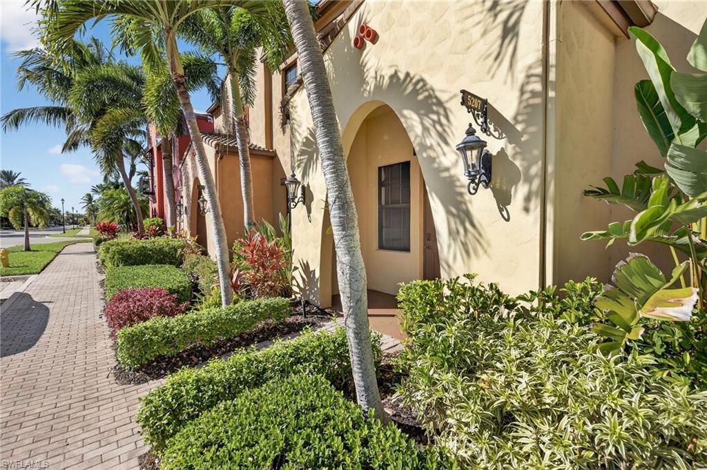 11220 PASEO GRANDE BLVD 5207
