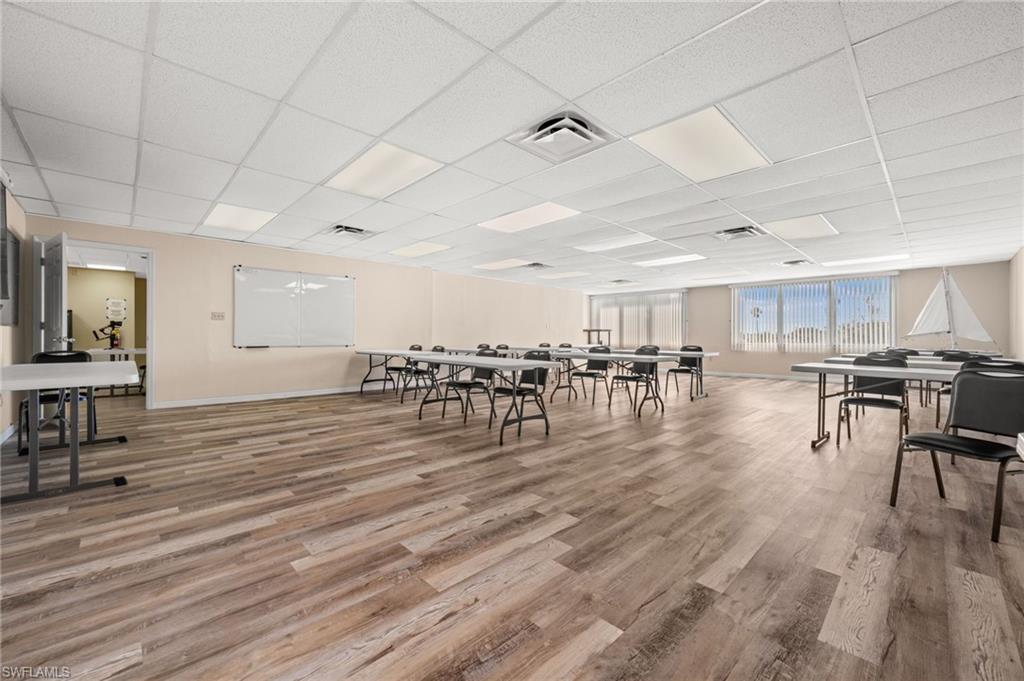 Alternate 2nd floor mixed use space