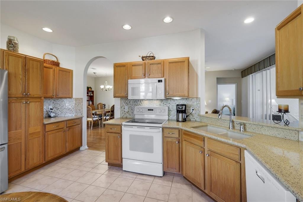 23310 Coconut Island DR 102 photo 9