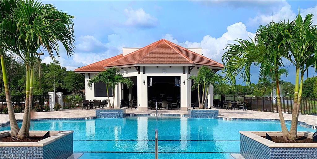 Resort style pool with cabana bar