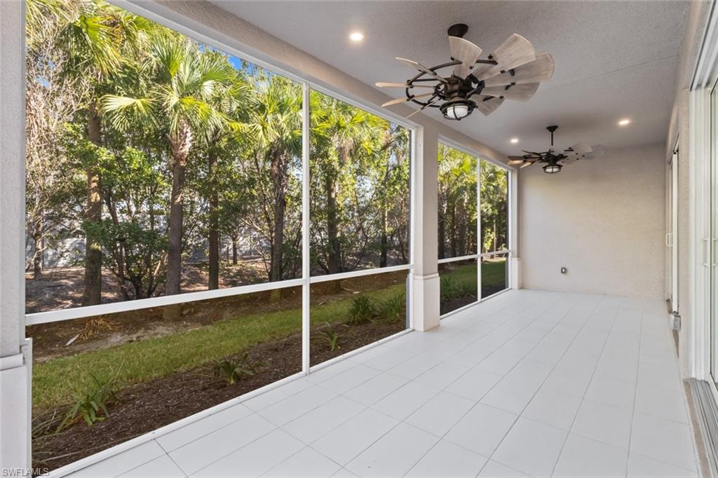196 Indies DR E 101 photo 18