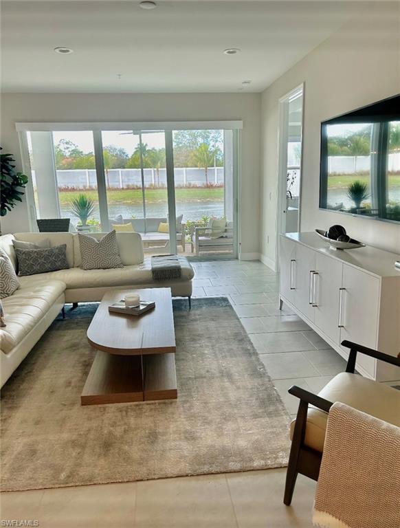 2555 Seychelles DR 402 photo 9
