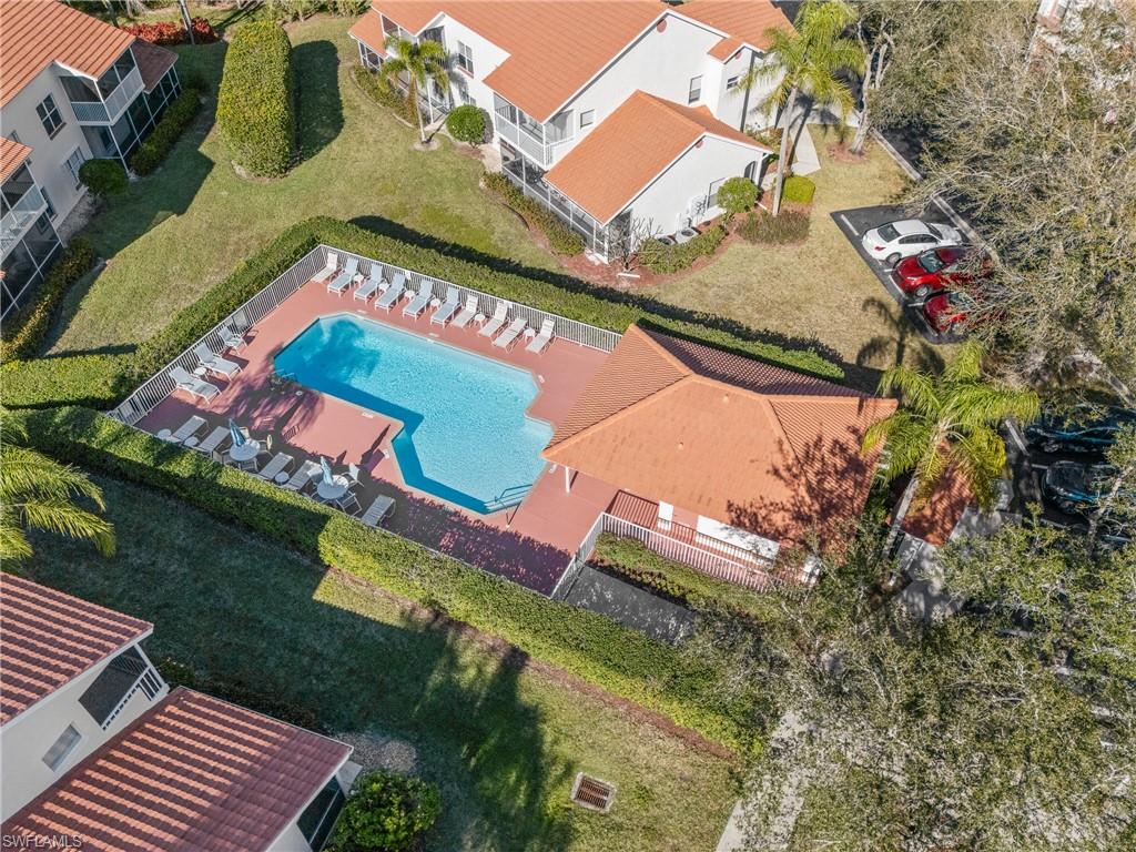 541 Windsor SQ