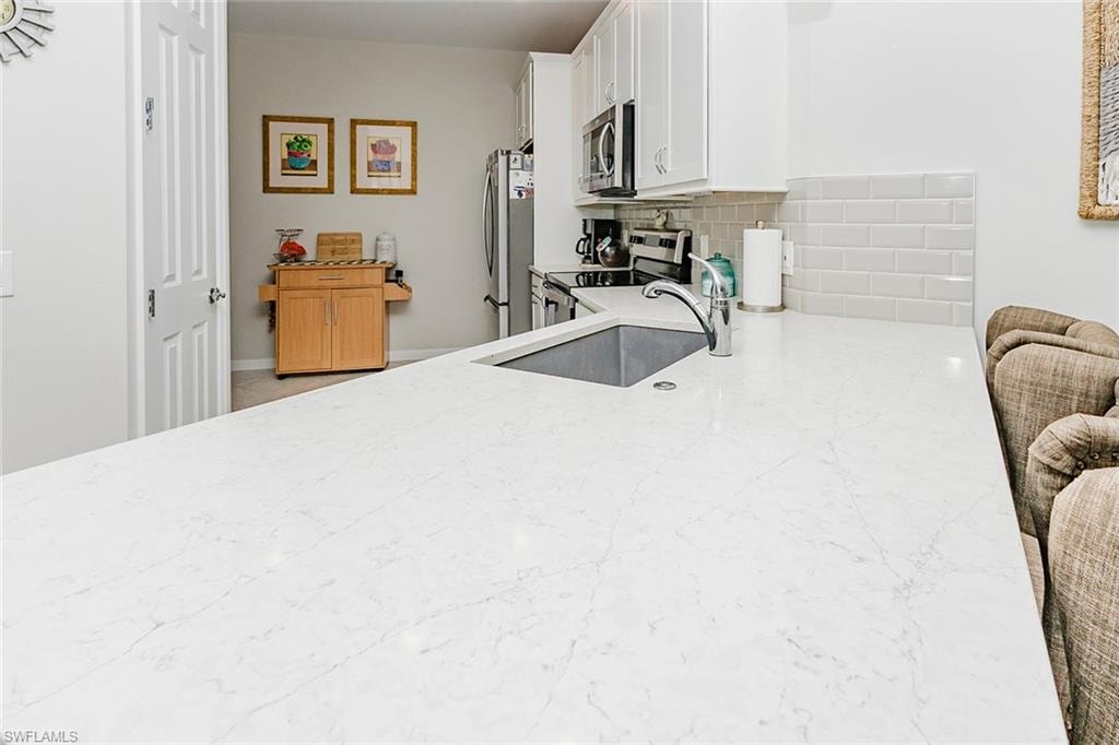 5988 Mayflower WAY photo 6